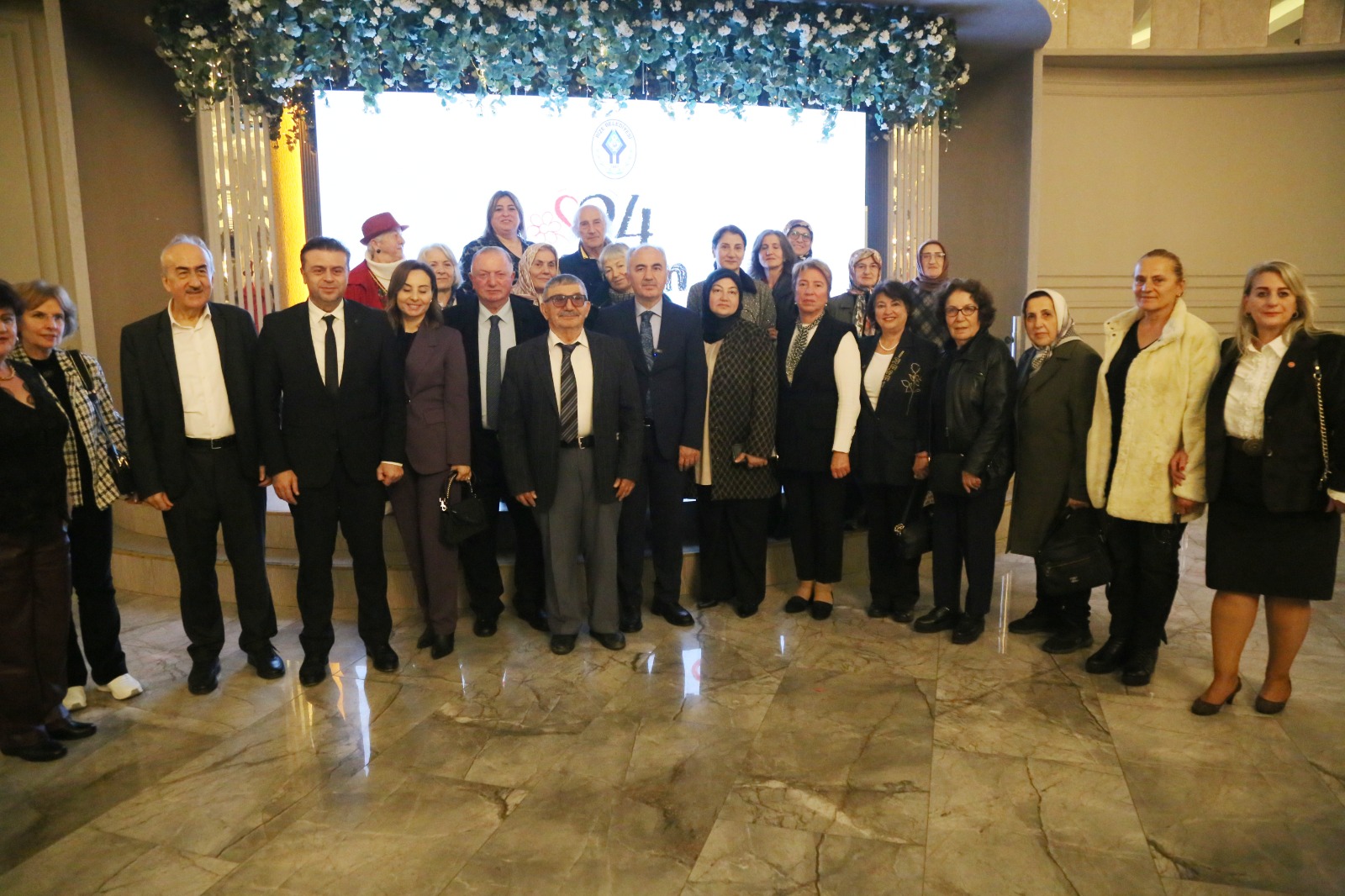 Rize Belediyesi koordinesinde, 24 Kasım Öğretmenler Günü dolayısıyla Rize’de görev