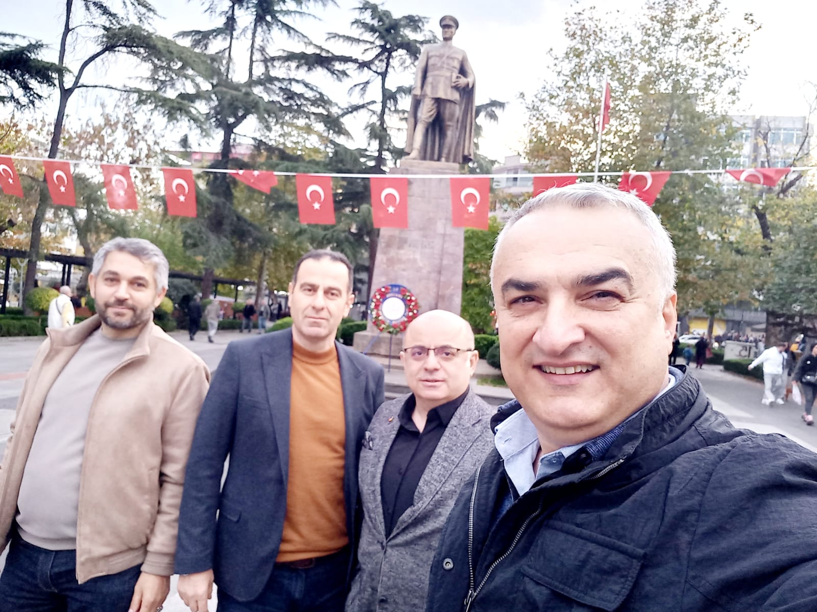 Artvinden Trabzon’a ziyaret “Trabzon Artvinliler Derneğini takdir ediyoruz” Artvin Ticaret