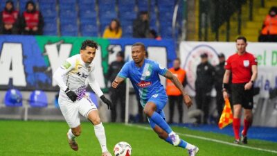 Çaykur Rizespor 16 .hafta maçında ilk yarısını 1-0 önde kapattığı