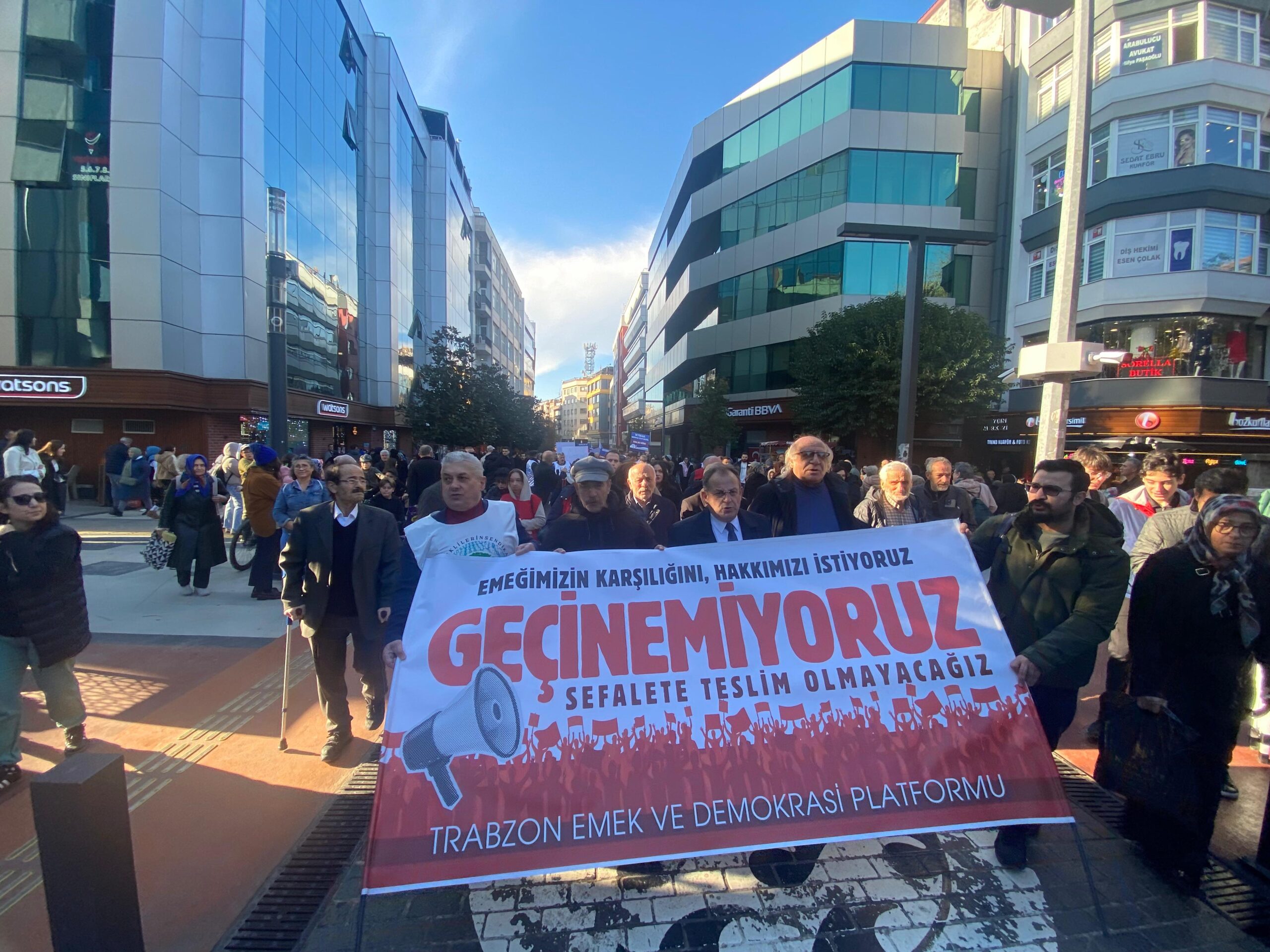 “Bu Bir Bütçe Değil, Halkı Açlığa ve Geleceksizliğe Mahkûm Eden