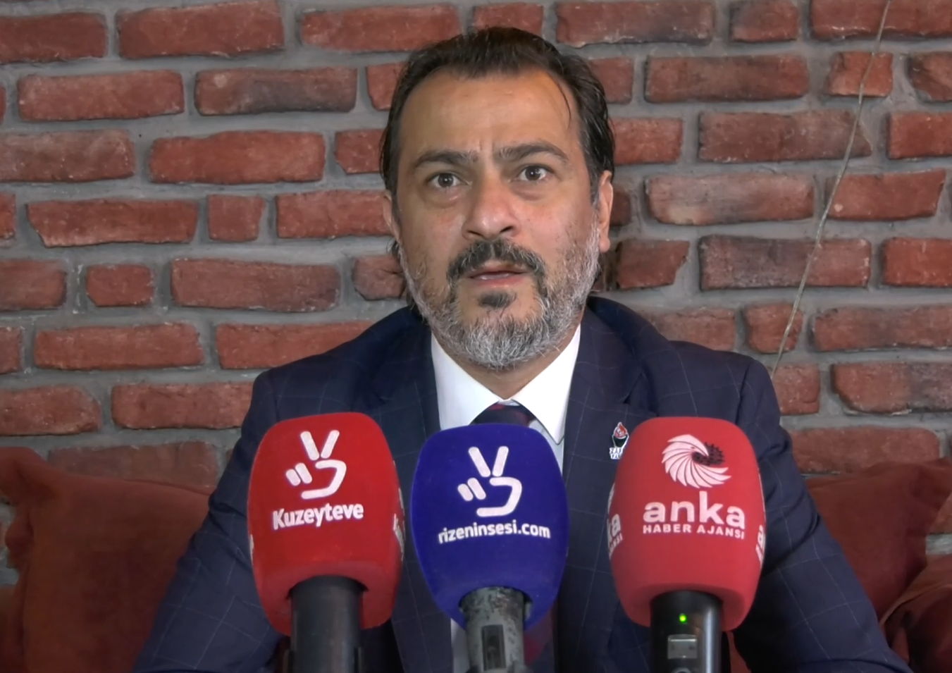 Kafe ve Restoranlarda ‘Boyalı Çay’ Alarmı: Ziraat Odası Başkanı Arslan