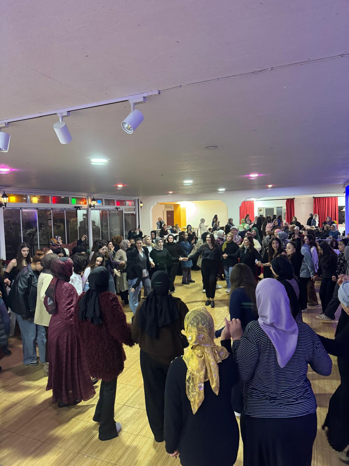 HABER: Gençağa KARAFAZLI (TRABZON) – Of folklor derneği ilklere imza