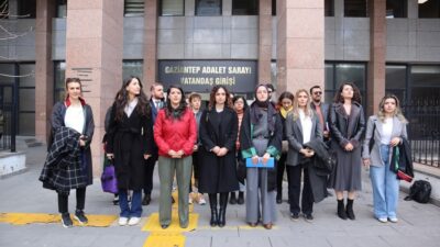 – AKP Milletvekili Derya Bakbak’ın babası Ahmet Aslansoy’un, fabrikasında çalışan