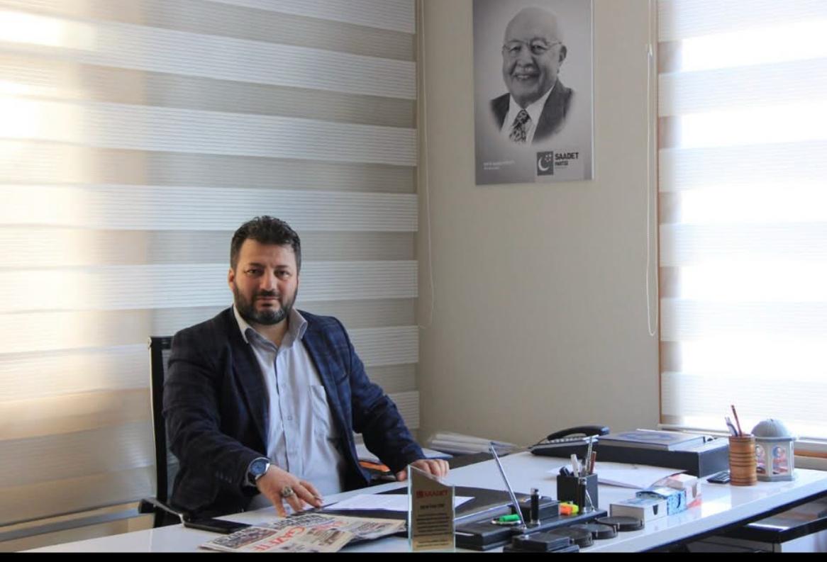 AK Parti Trabzon Büyük şehir belediye başkanı Genç’in Araklı’ya “Kültür Merkezi