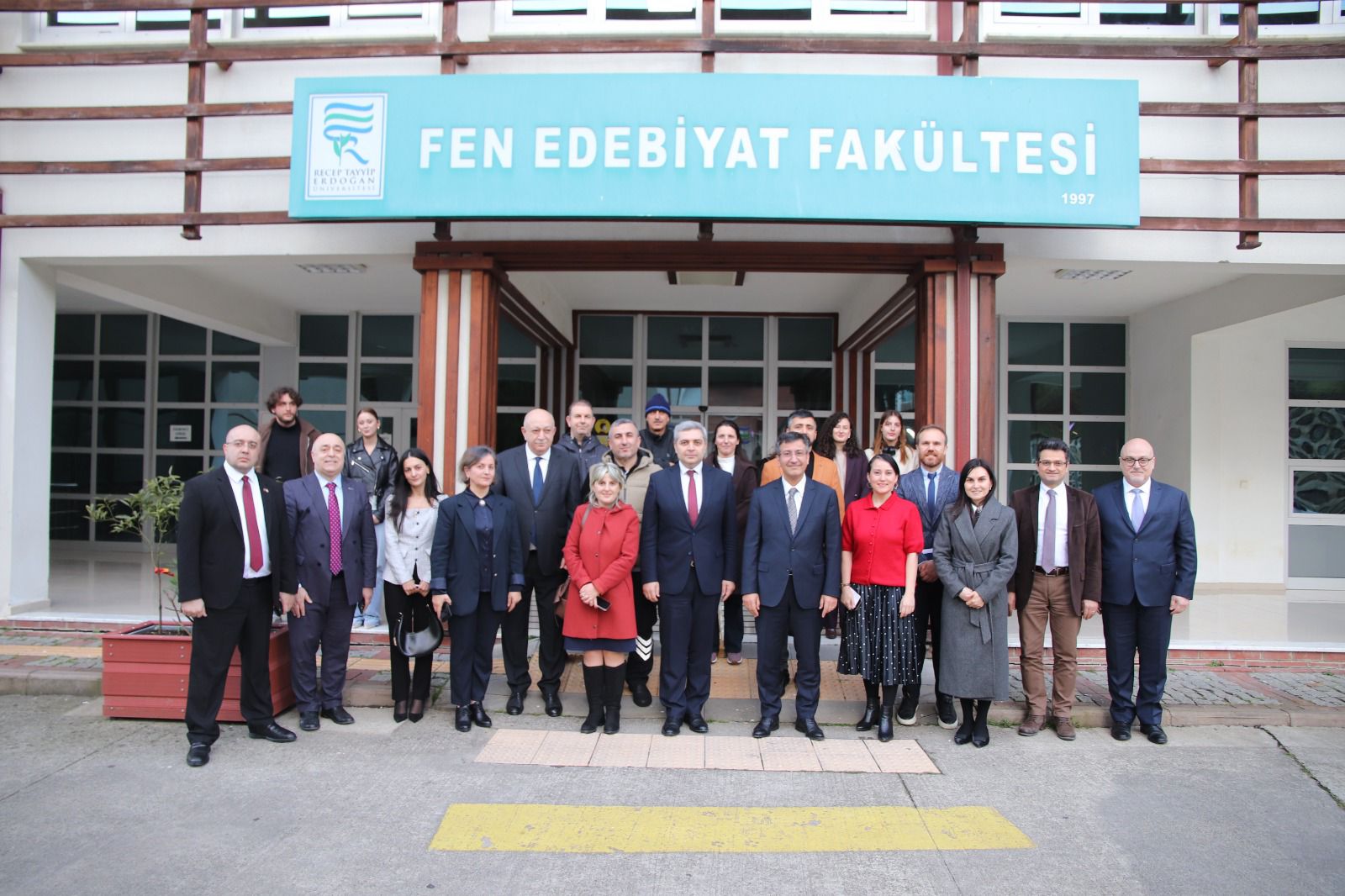 HABER: RTEÜ BASIN  BÜRO (RİZE) – Archil Kalandia başkanlığındaki Gürcistan