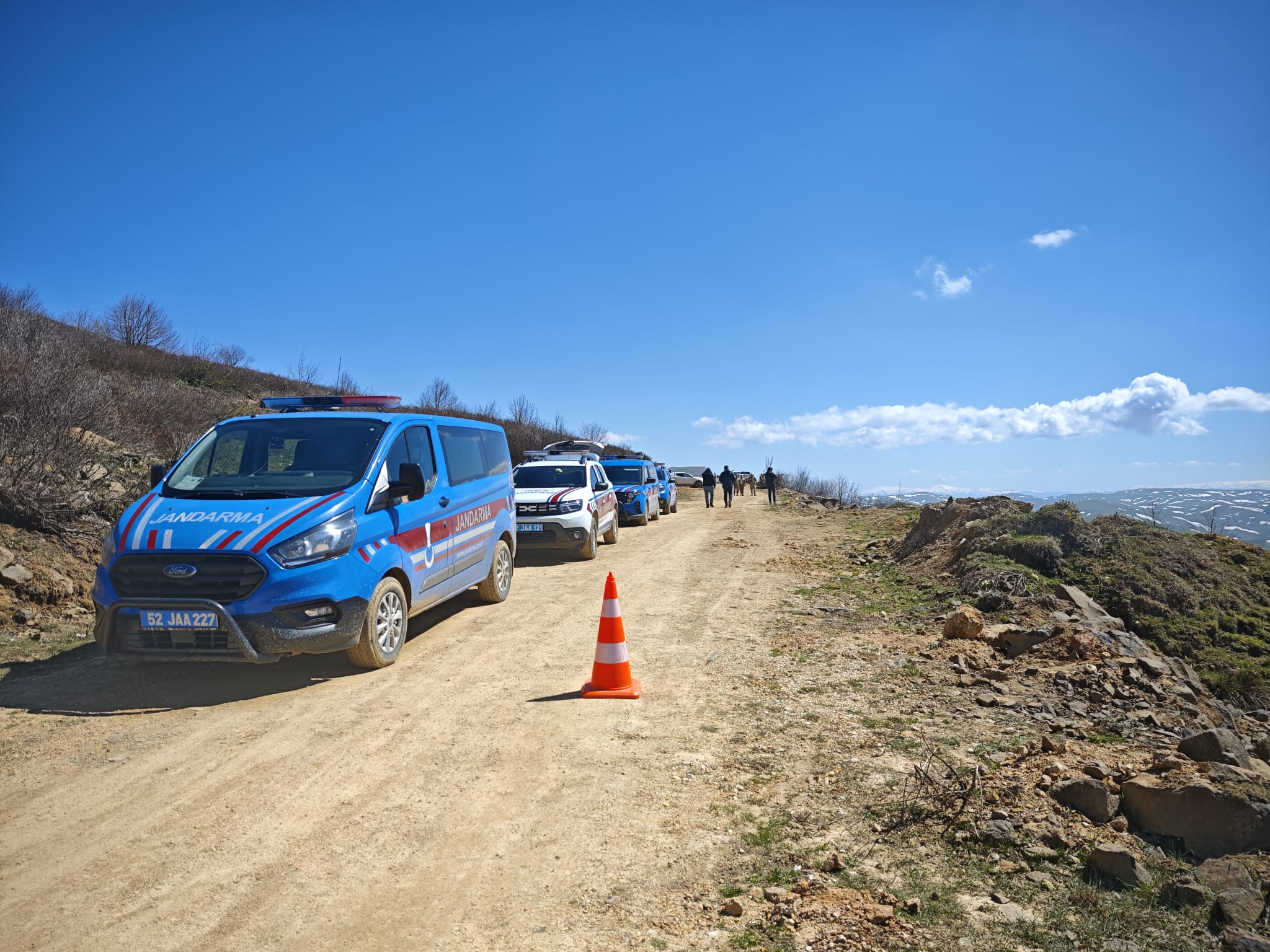 Ordu’nun , Aybastı Perşembe Yaylaları Maden kıskacında Şirket jandarma Korumasında Çalışmalara