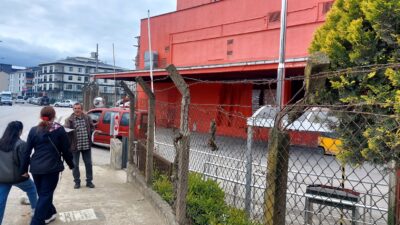 Emek Partisi Ordu’da Sagra Fabrikası işçilerine bildiri dağıtarak 1 Mayıs’a