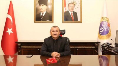 “Vali Sonel maddi talepte bulundu, vermedim.” “Siz buradayken o makama