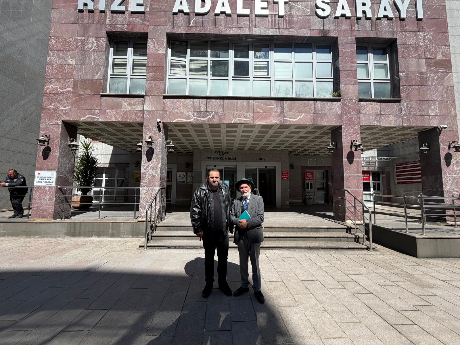 Haber: Selda Karafazlı (Rize) – Muhalif haberleriyle bilinen ve bugüne kadar