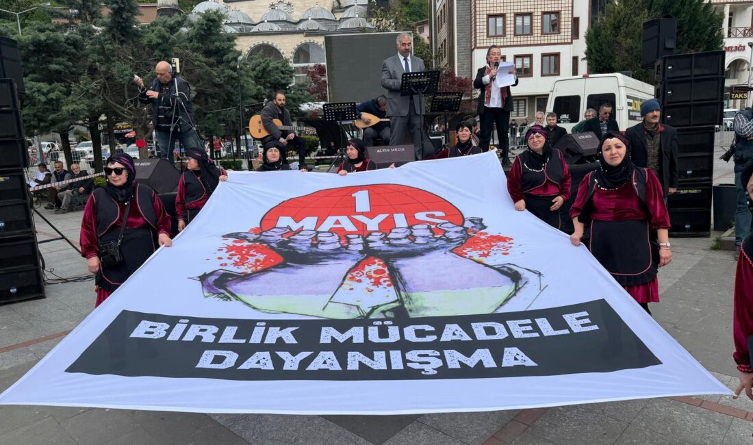 Haber: Gençağa Karafazlı  Kamera:Ali, Osman Ertaş (RİZE) –  Rizenin  Pazar ve