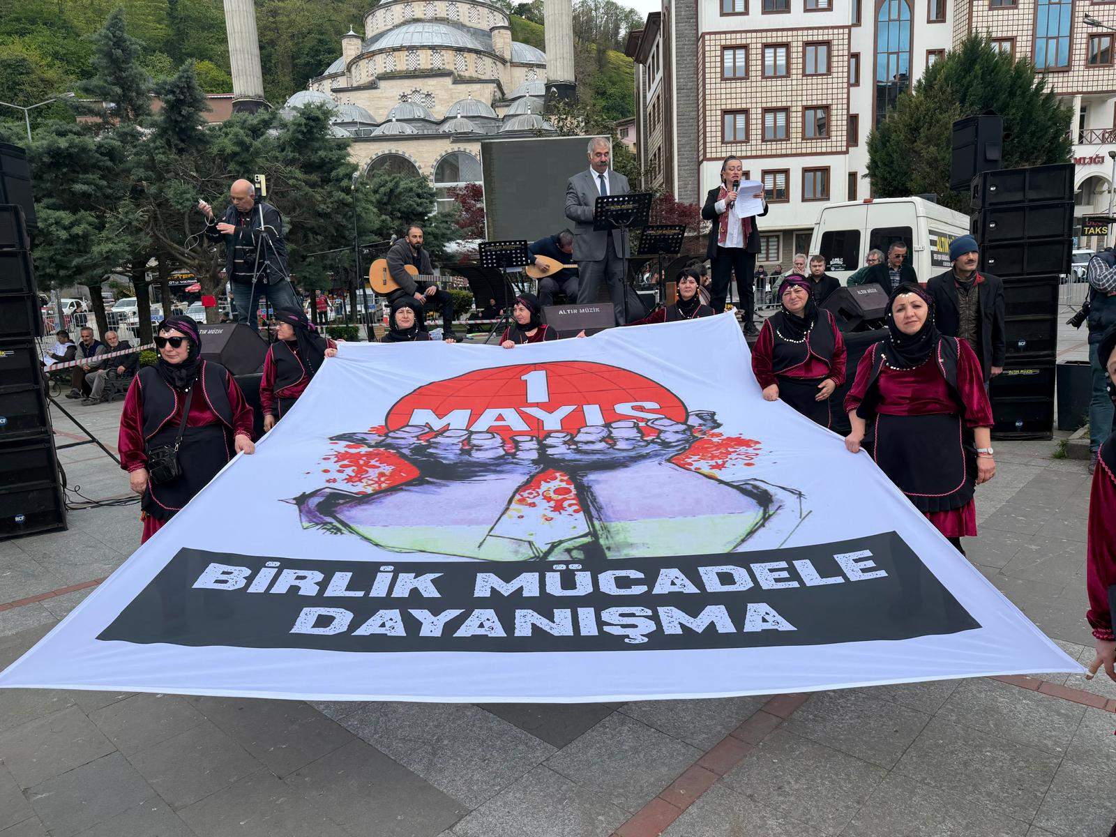 Haber: Gençağa Karafazlı  Kamera:Ali, Osman Ertaş (RİZE) –  Rizenin  Pazar ve