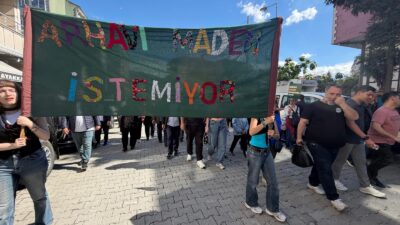 Arhavi’de Halk Yaşam Alanlarının Yok Edilmesine Karşı Yürüdü: “Cennetimizi Cehenneme