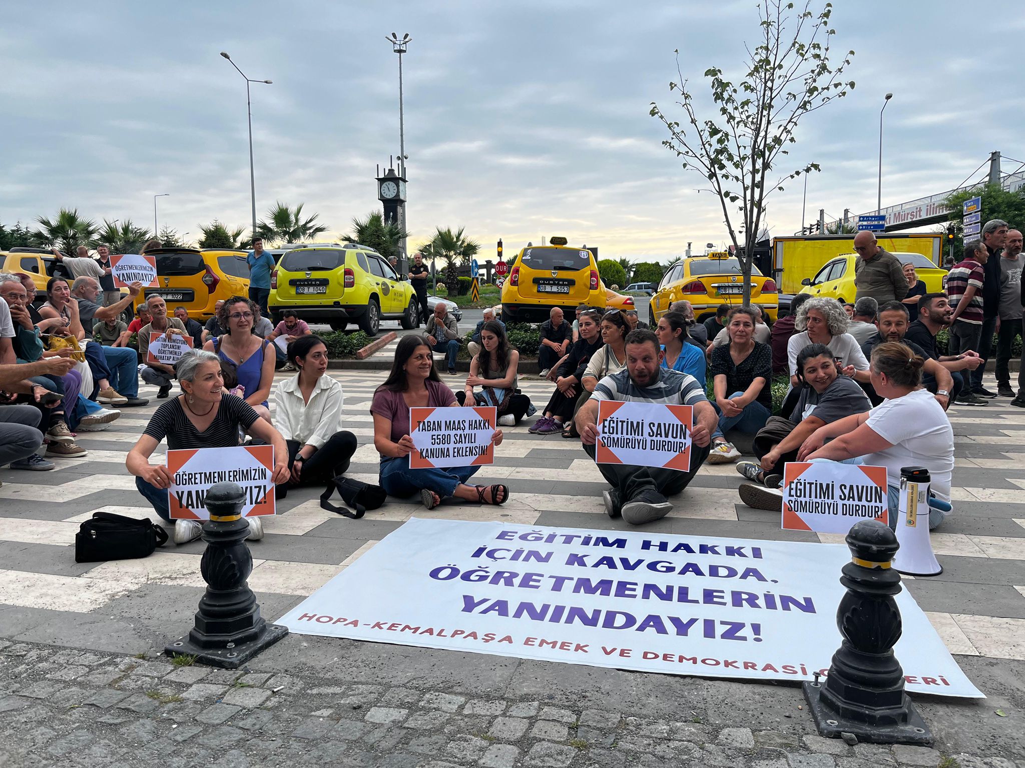 Haber: Yarensu Ustabaş (ARTVİN) – Artvin’in Hopa ilçesinde, Ankara’da Öğretmen