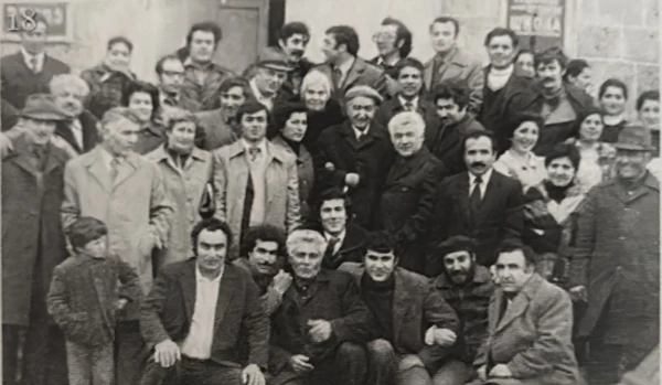 Kürt sorunu başlığında “çözüm” için müzakereler, peşi sıra yapılan açıklamalar,