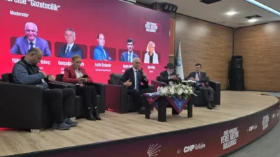 Ali Öztürk-28-nİSAN 20 CHP Genel Merkezi tarafından düzenlenen yerel medya