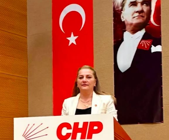Bugün CHP Grup Toplantısı’nda konuşan Özgür Özel, yeni bir parti