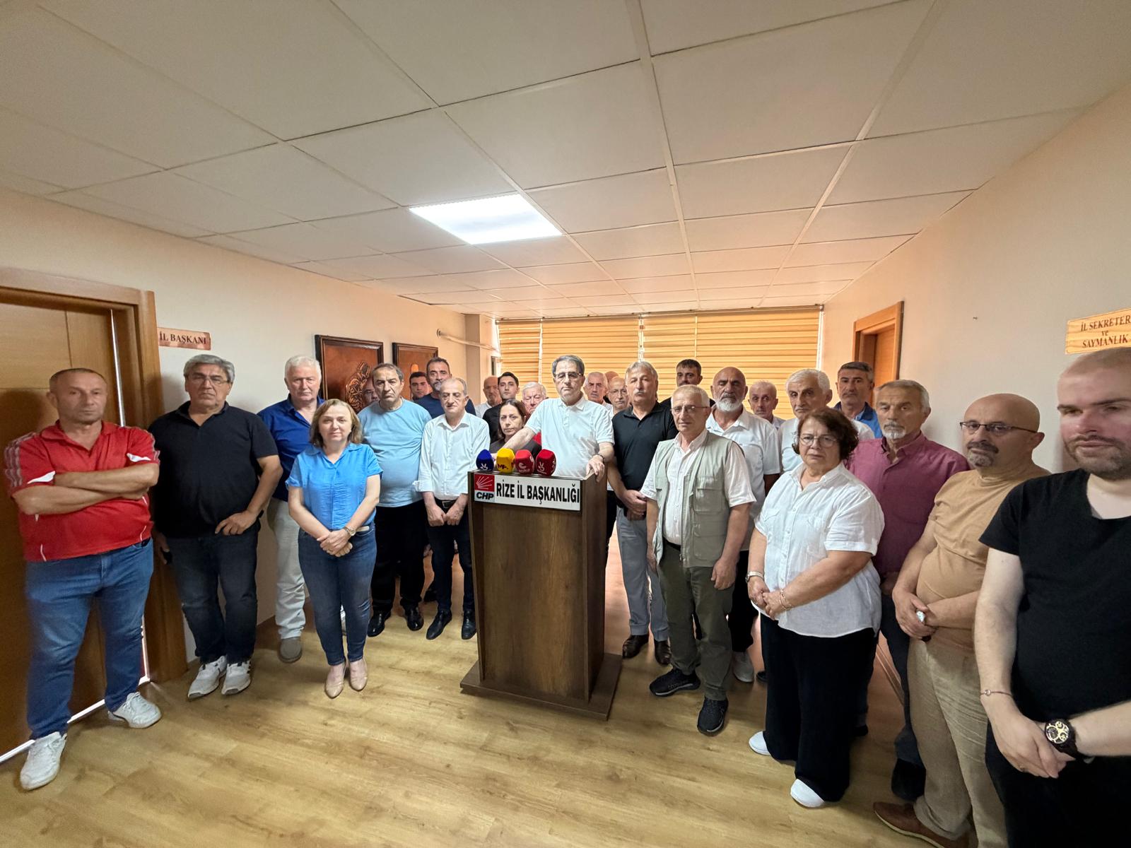 Haber: Selda KARAFAZLI Görüntü:Gençağa KARAFAZLI (RİZE)- Butlan kararının ardından CHP