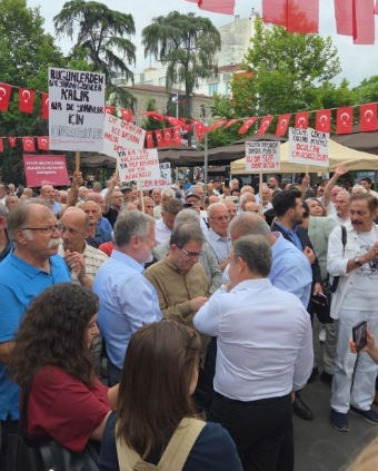 Görevden Alınan CHP Rize İl Başkanı Saltuk Deniz’den Günebakış’a Açıklama: