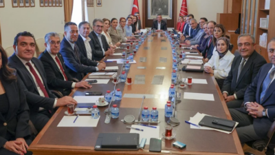 CHP Grup Başkanı Özgür Özel, mutlak butlan kararı sonrası izlenecek