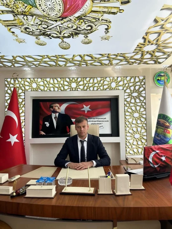 Afyonkarahisar’da ‘yasak aşk’ skandalı… Belediye Başkanı istifa etti Afyonkarahisar’ın Gebeceler