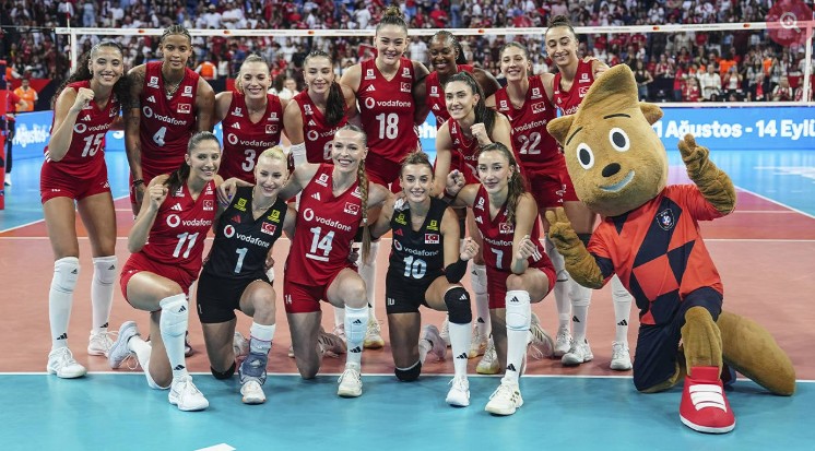A Milli Kadın Voleybol Takımı, Macaristan’ı 3-0 yendi. Bu sonuçla