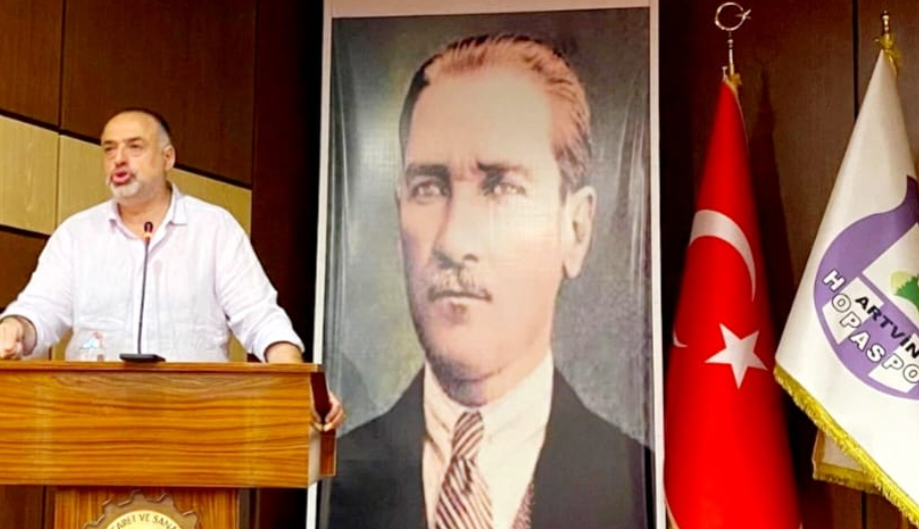 BU AÇIKLAMAYI ESEFLE KINIYORUZ DOĞRU BULMUYORUZ Artvin Hopaspor’un kongresinde kulübün