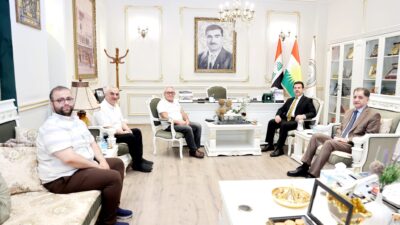 (TRABZON)-Trabzon Artvinliler Derneği Başkanı, gazeteci-yazar Ahmet Külekçi, beraberindeki heyetle birlikte