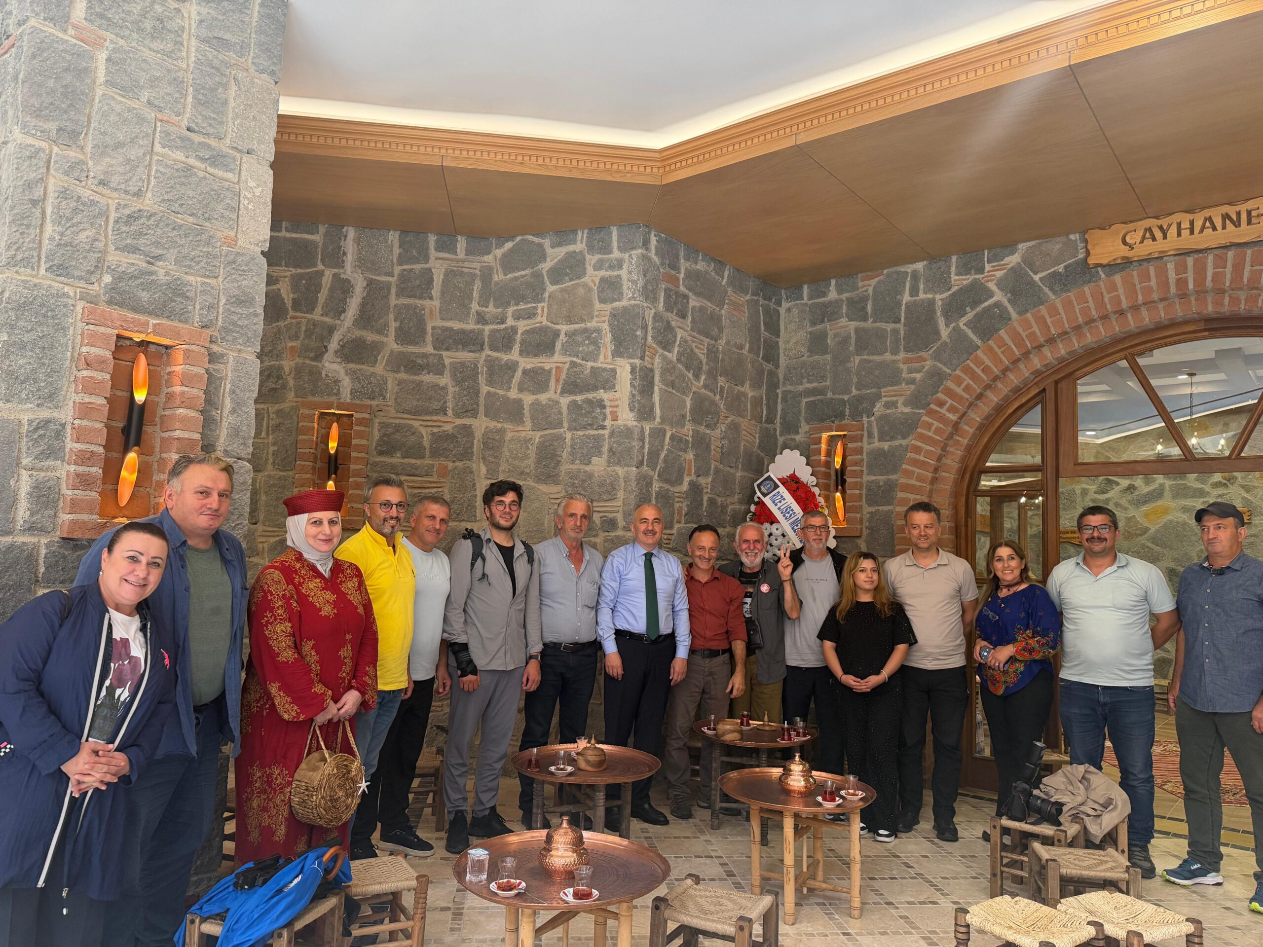 Rize Belediye Başkanı Rahmi Metin, kentte yürütülen çalışmalar ve gündeme