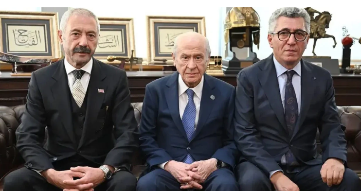 MHP Genel Başkanı Bahçeli, Sarallar ve Şahinler aileleriyle buluştu. MHP