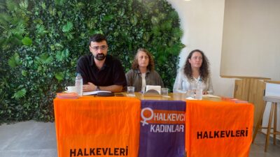 HABER:GENÇAĞA KARAFAZLI GÖRÜNTÜ:YARENSU USTABAŞ (ARTVİN) – Hopa Halkevi’nin düzenlediği “Halk